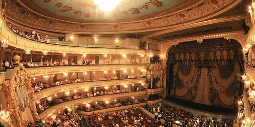 Мариинский театр перенес майский репертуар на осень