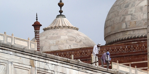 Тадж-Махал поврежден из-за мощного шторма в Индии